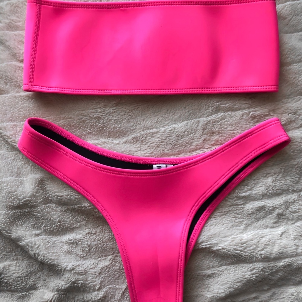Hoaka Glo neon pink bikini